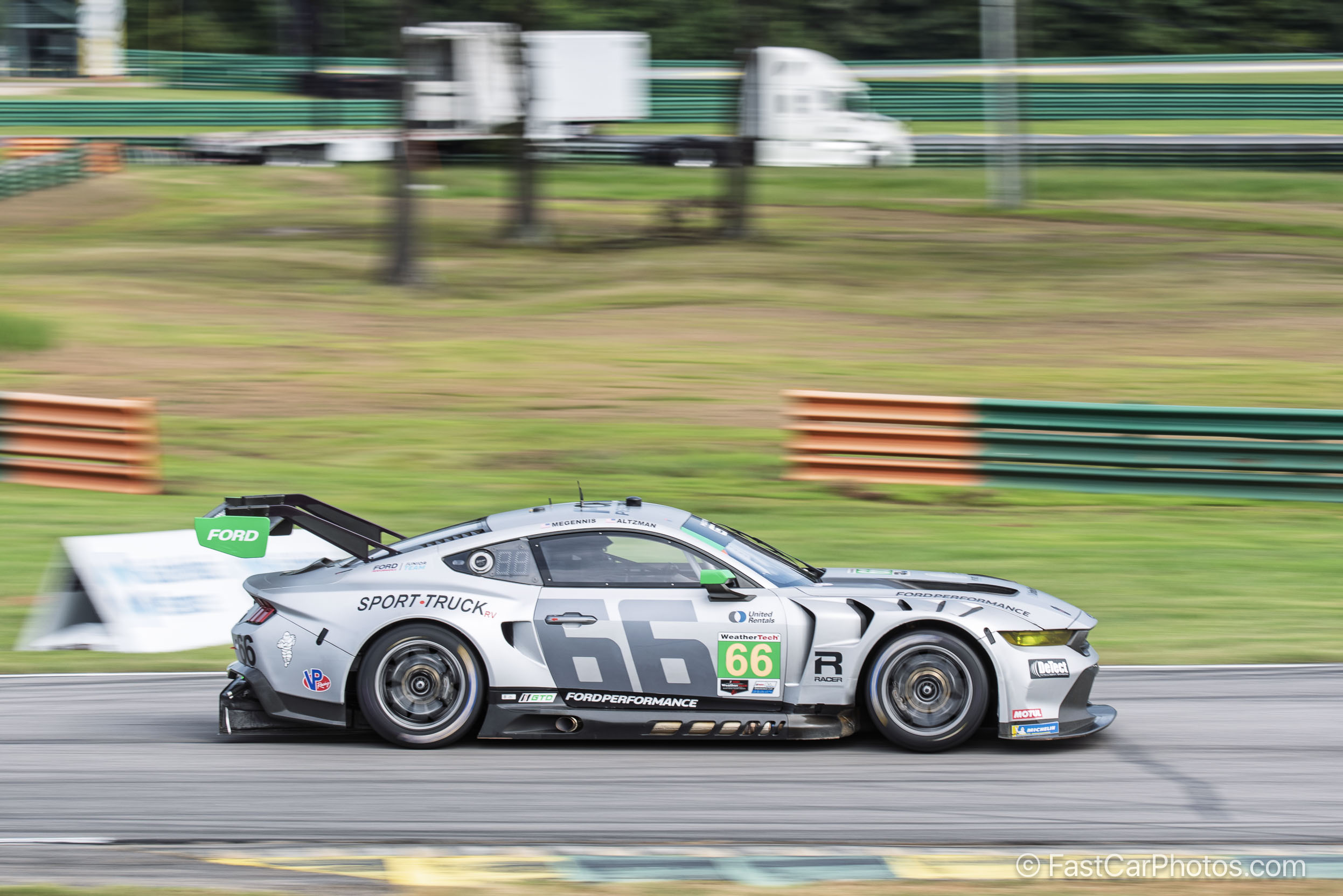 20250823_8048_FastCarPhotos.jpg