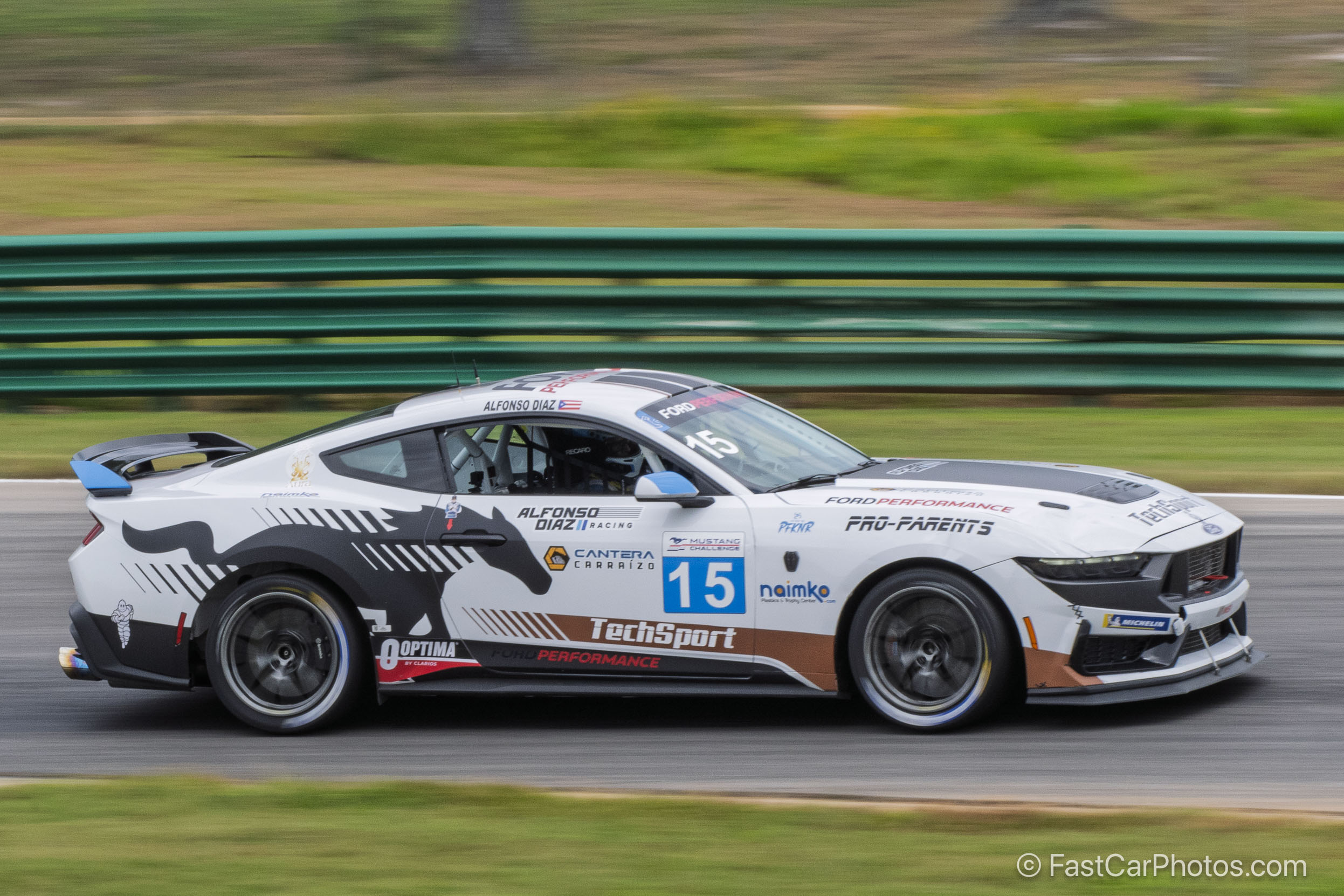 20250824_2304_FastCarPhotos.jpg