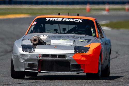 20260411_2209_FastCarPhotos.jpg