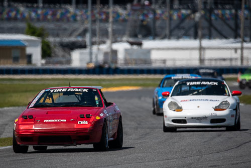 20260411_2212_FastCarPhotos.jpg