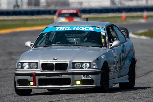 20260411_2220_FastCarPhotos.jpg