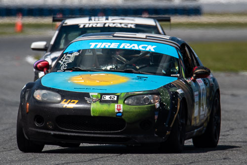20260411_2229_FastCarPhotos.jpg