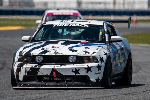 20260411_2231_FastCarPhotos.jpg