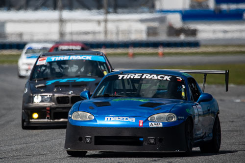 20260411_2256_FastCarPhotos.jpg